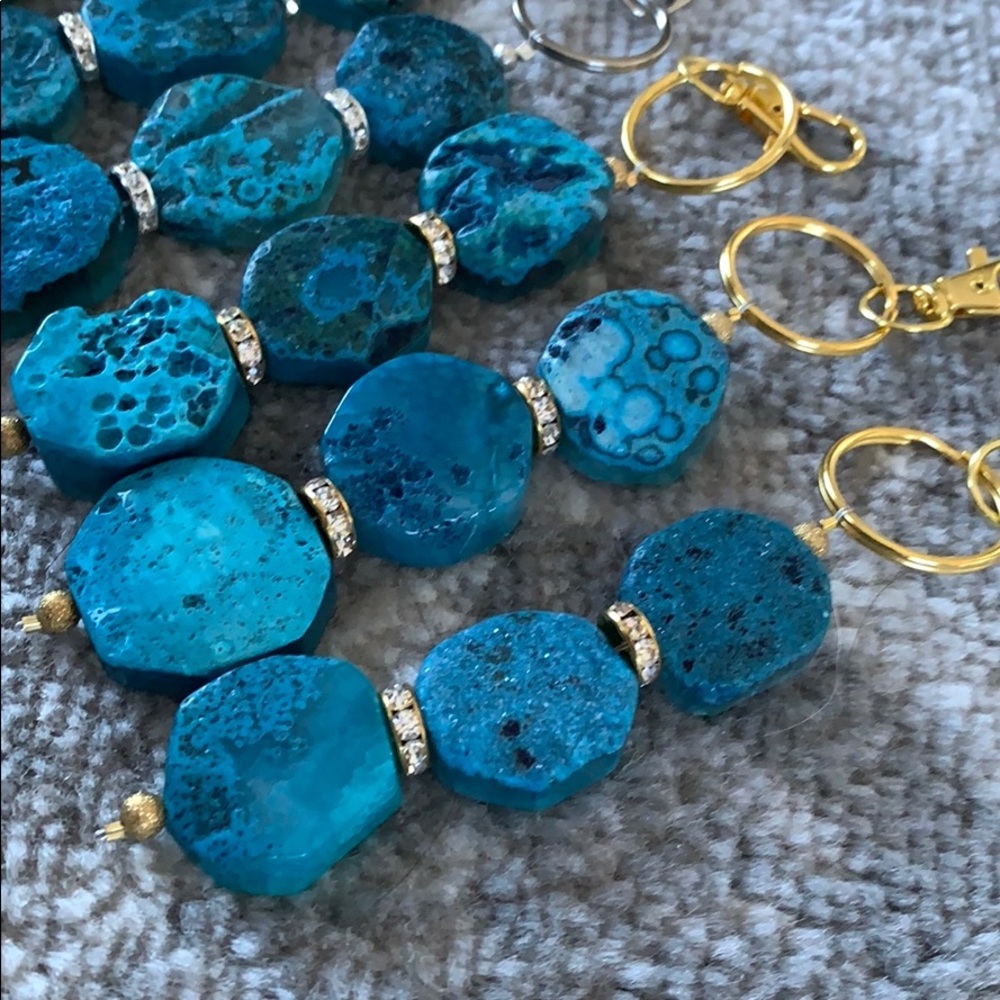 Blue agate stone keychain - Picture 5 of 7